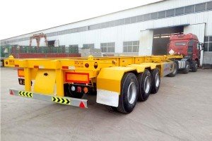 3-Axles-Skeleton-Semitrailer-14-300x200